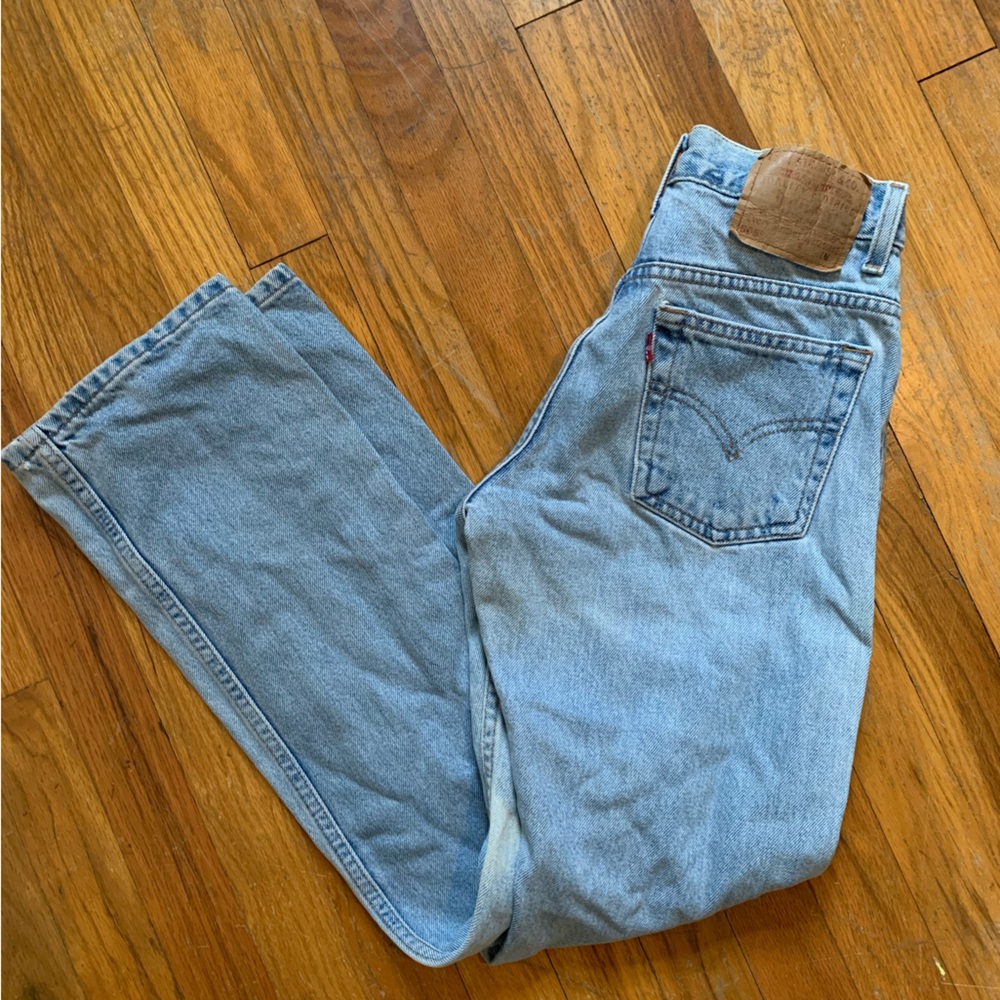 Vintage Light Wash Levi’s Jeans